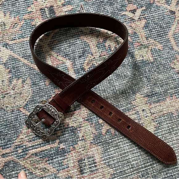 Women’s Western Studded Belt EUC - Picture 2 of 8